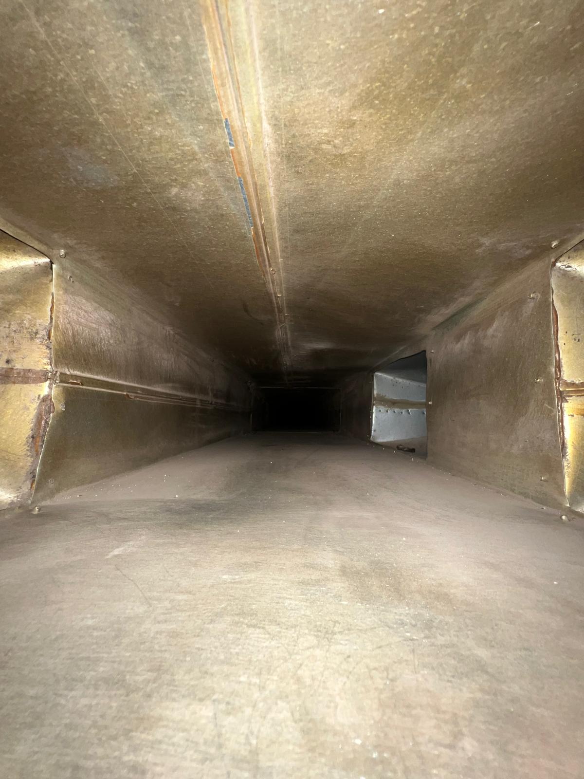 Ilmanvaihtokanava puhdistuksen jälkeen